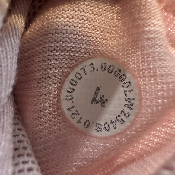 Lululemon Energy Bra-Size 4-Parfait Pink - Picture 6 of 6